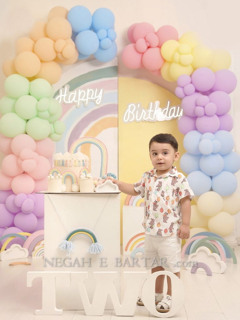 عکس کودک در منزل 3