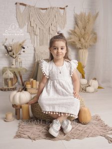 ژست عکس تولد دخترانه (10)