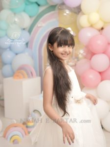 ژست عکس تولد دخترانه (4)