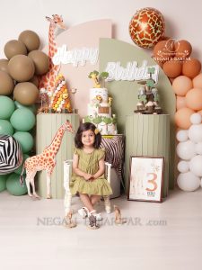 ژست عکس تولد دخترانه (9)