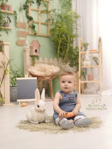 ایده عکس ماهگرد نوزاد دختر (2)