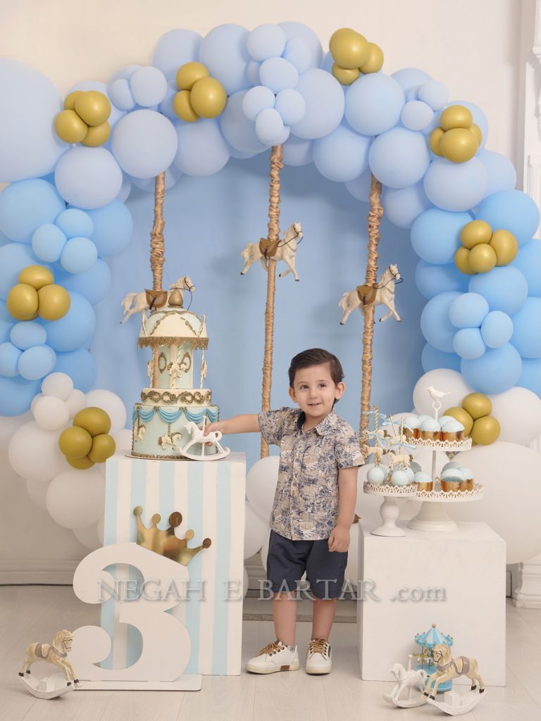 ژست عکس تولد پسرانه 2